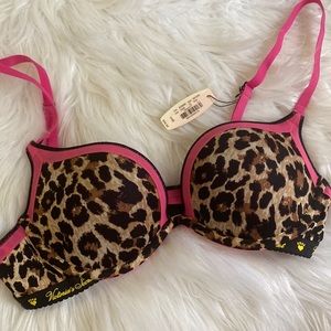 NWT 34B Victoria’s Secret Push-Up Bra